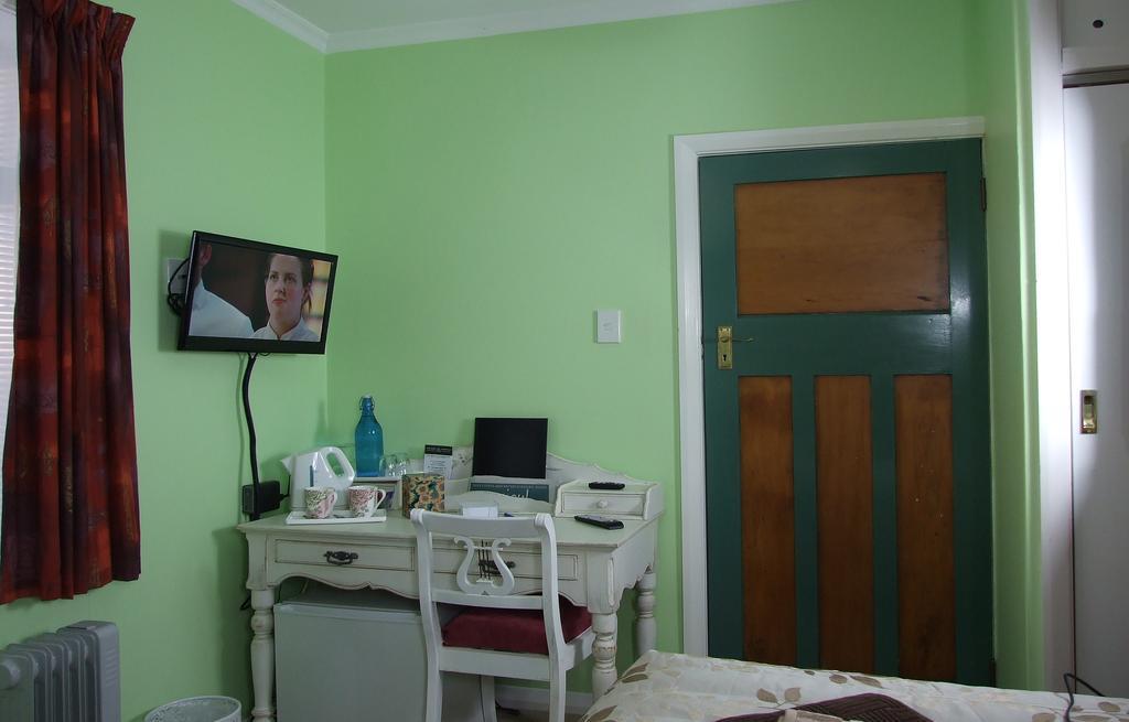 Wellesbourne Homestay B&B Palmerston North Habitación foto